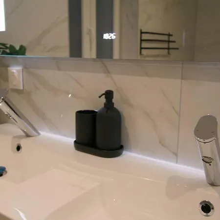 Maison Cossue, Moderne Et Calme A 5 Chbr *