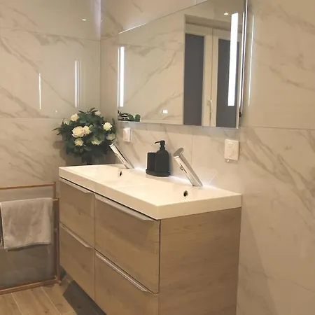 別荘 Maison Cossue, Moderne Et Calme A 5 Chbr ラ・ブレス