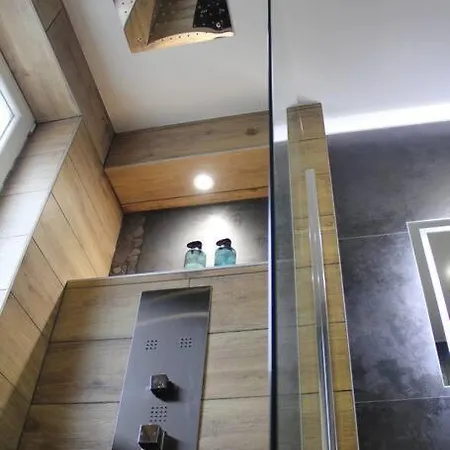 Maison Cossue, Moderne Et Calme A 5 Chbr La Bresse