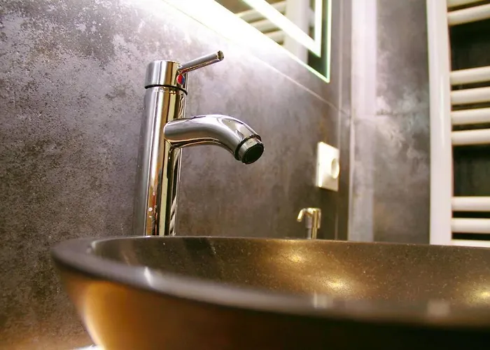 Maison Cossue, Moderne Et Calme A 5 Chbr Nyaraló