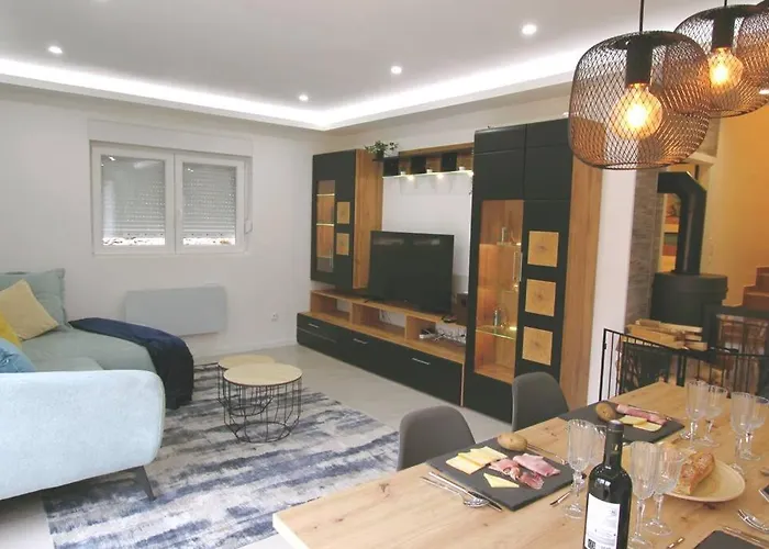 Maison Cossue, Moderne Et Calme A 5 Chbr Nyaraló La Bresse