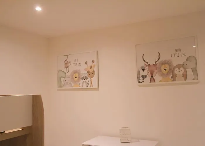 Maison Cossue, Moderne Et Calme A 5 Chbr