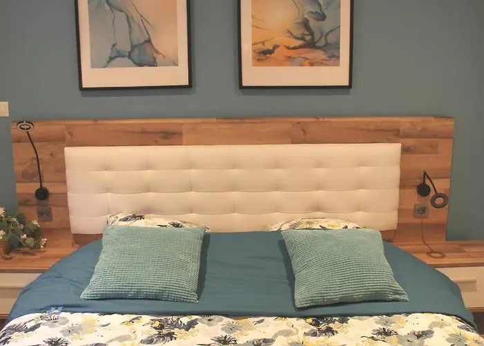 Maison Cossue, Moderne Et Calme A 5 Chbr * La Bresse